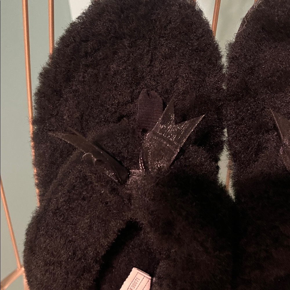 UGG Women's Flip Flop Slippers - Picture 5 of 10